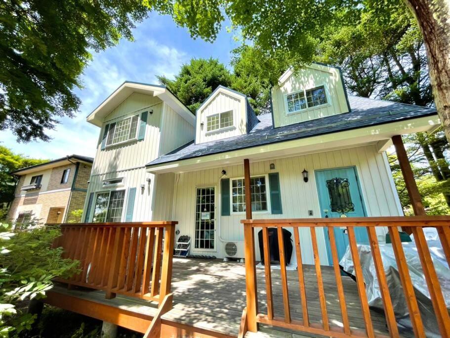軽井沢ショッピングプラザ徒歩圏内の新築アメリカンハウス/ポーラーリゾート新軽井沢１ Karuizawa Eksteriør billede